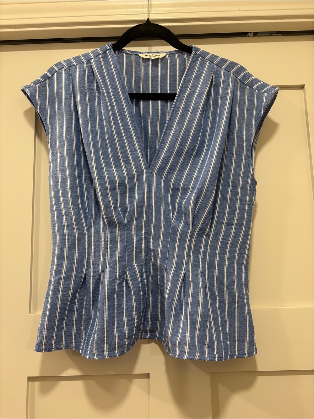 Max Studio Blue and White Striped V-Neck Cap Sleeve Blouse